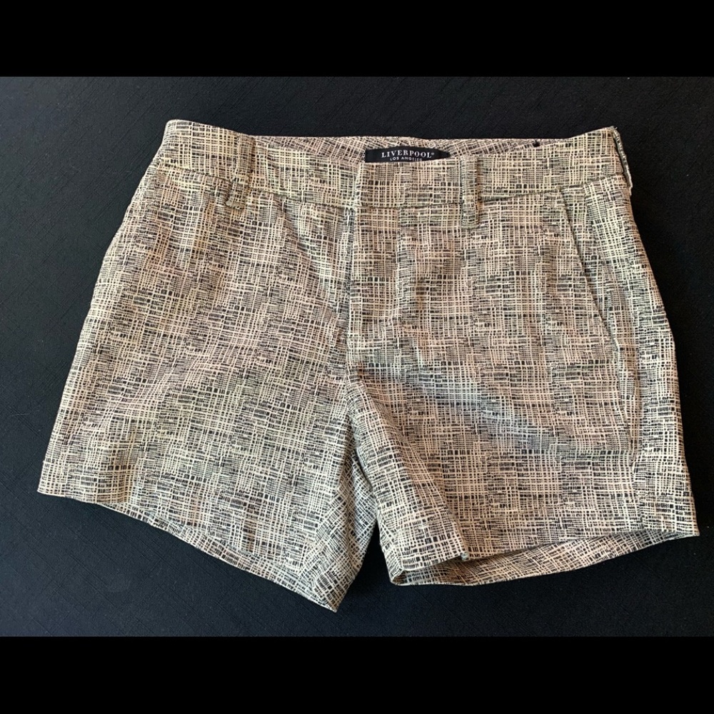 Womens Liverpool Shorts Size 4/27. Never worn, flawless condition.
